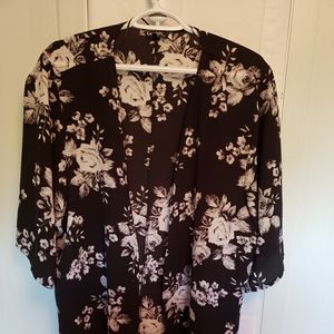Rose pattern black kimono cardigan